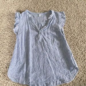 Old navy blue pin striped blouse. Size small